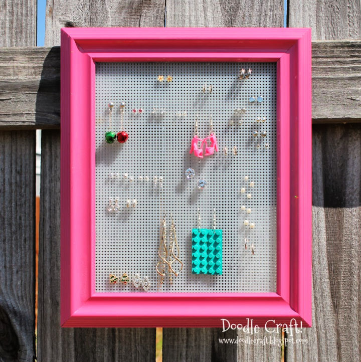 30 DIY Earring Holder Ideas to Make and Display Earrings