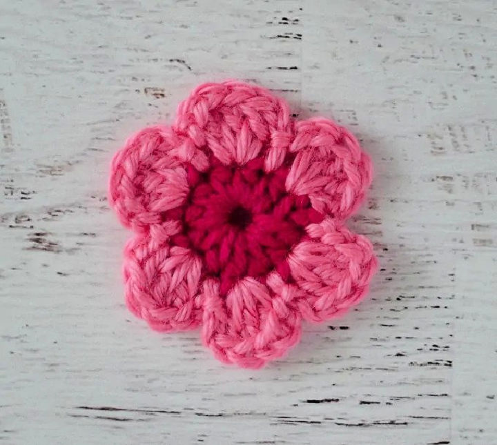 20 Free Crochet Flower Patterns {Easy PDF Pattern}