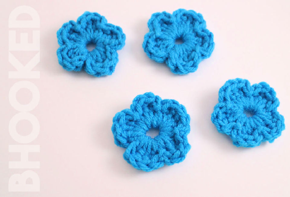 20 Free Crochet Flower Patterns {Easy PDF Pattern}
