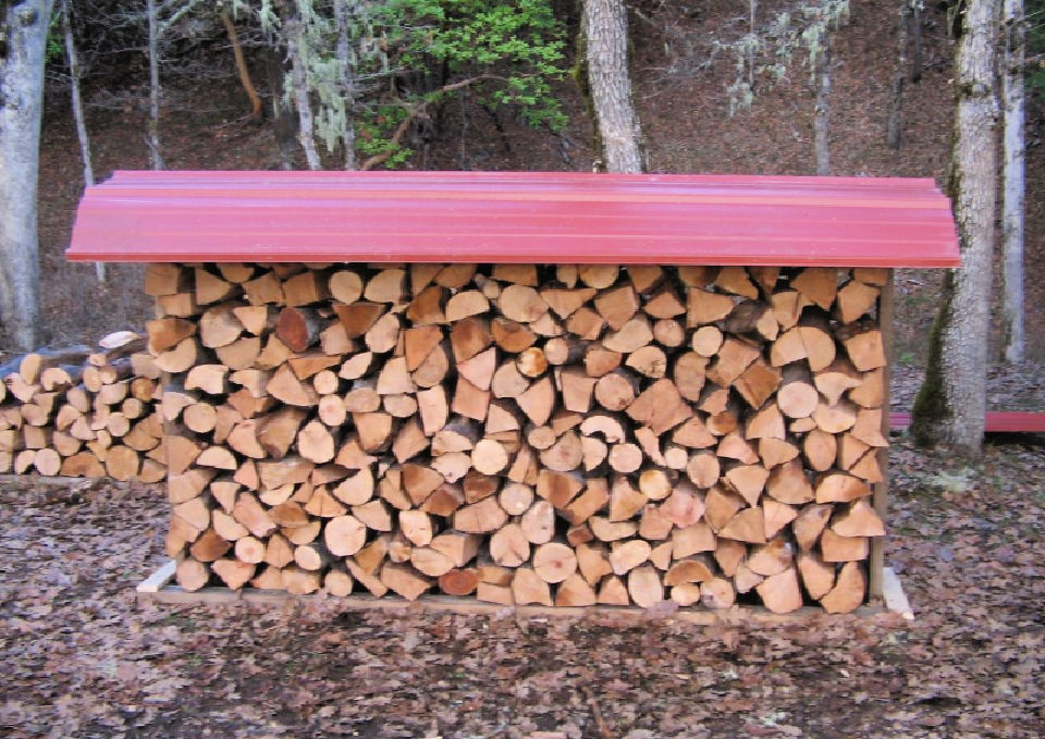 30 Homemade DIY Firewood Rack Plans and Ideas