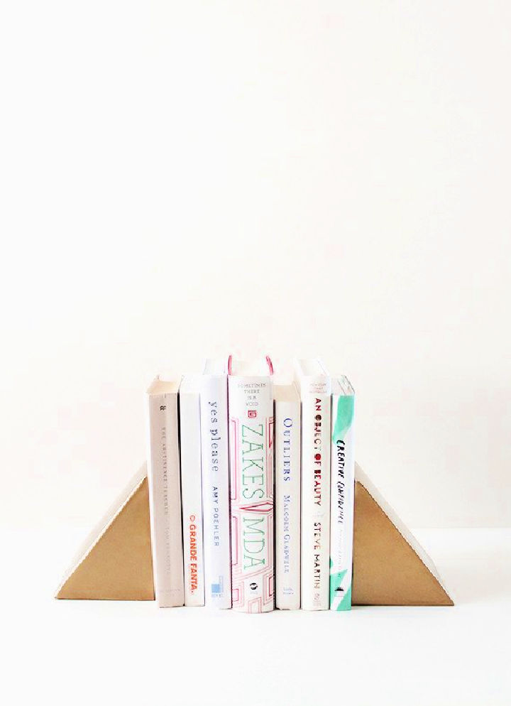 25 DIY Bookends Creative Ideas for Making Bookends