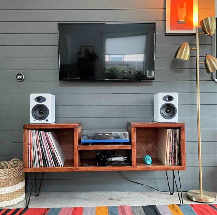 25 Free DIY Record Player Stand Plans