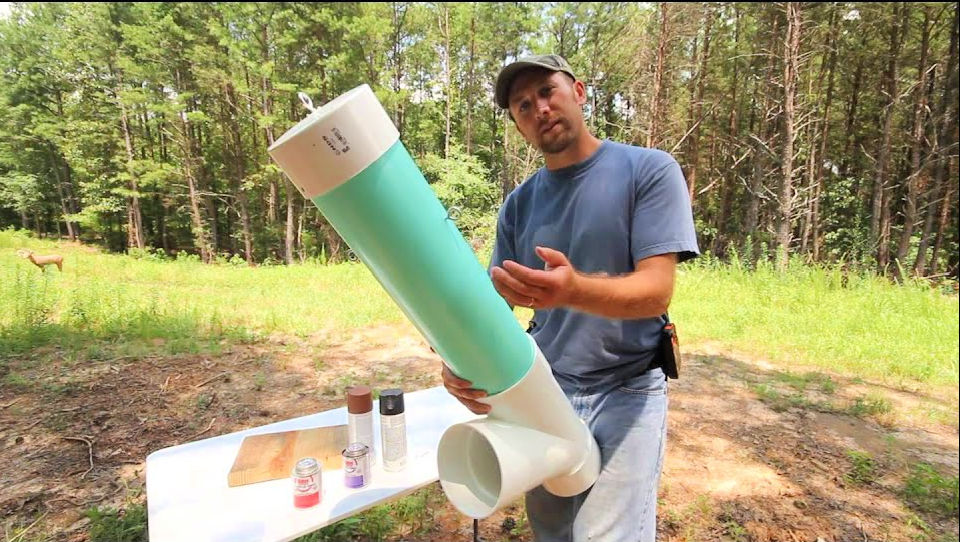 25 Homemade DIY Deer Feeder Ideas and Plans