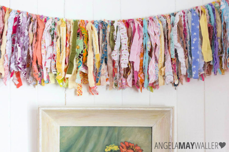 15 DIY Fabric Garland Ideas How To Make a Fabric Garland