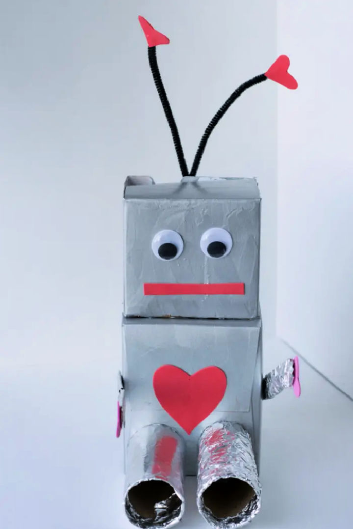 25 Robot Crafts for Kids (Preschoolers and Toddlers)